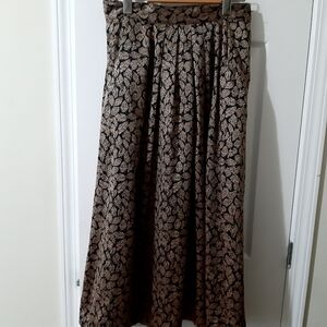 ALFRED SUNG Black and Cream Leaf Maxi Skirt
